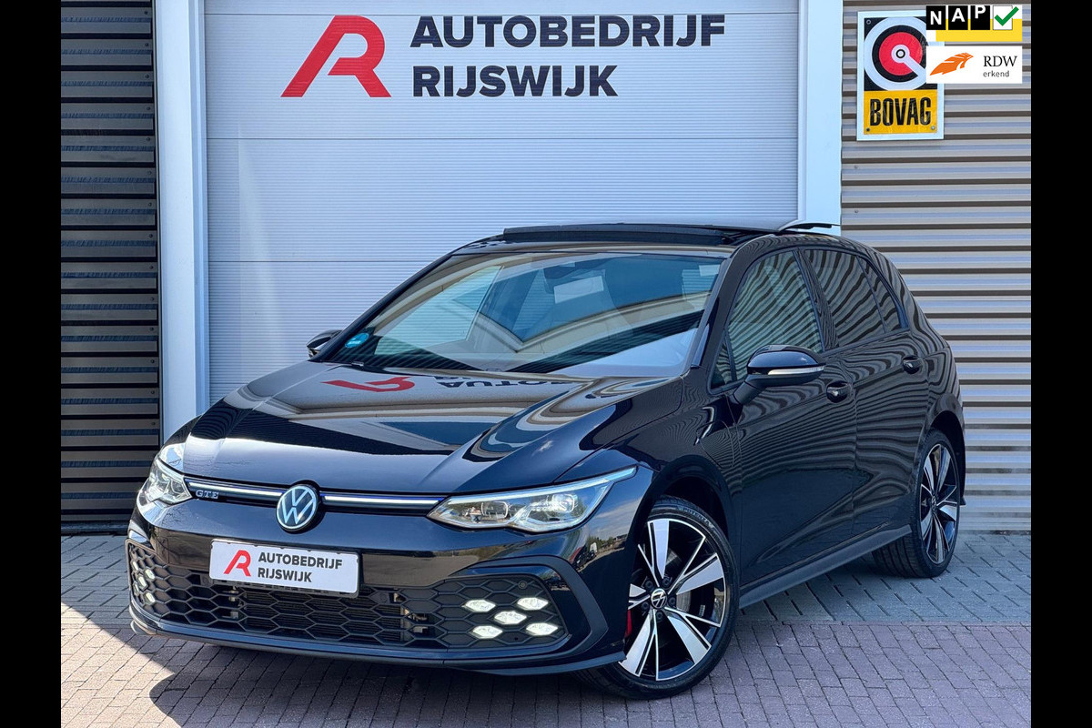 Volkswagen Golf 1.4 eHybrid GTE Leer/HUD/Pano/Matrix Volkswagen Golf 1.4 eHybrid GTE Leer/HUD/Pano/Matrix