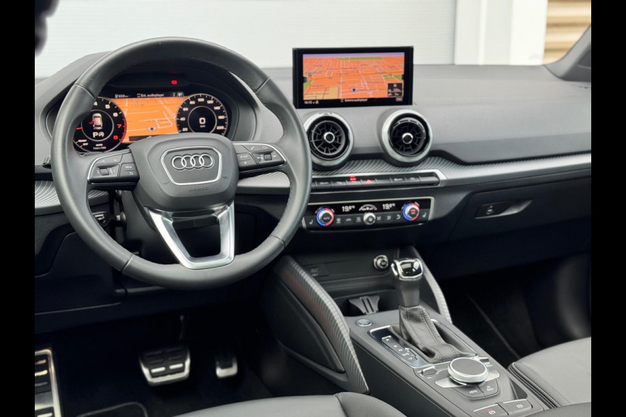 Audi Q2 35 TFSI S Edition Pano/B&O/Camera/Matrix
