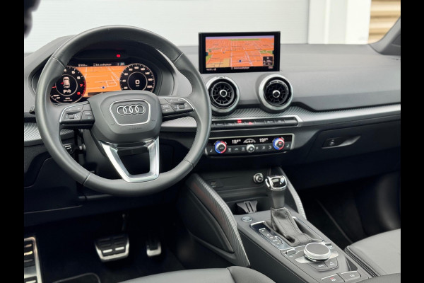 Audi Q2 35 TFSI S Edition Pano/B&O/Camera/Matrix