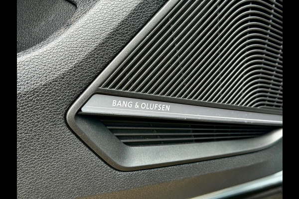 Audi Q2 35 TFSI S Edition Pano/B&O/Camera/Matrix