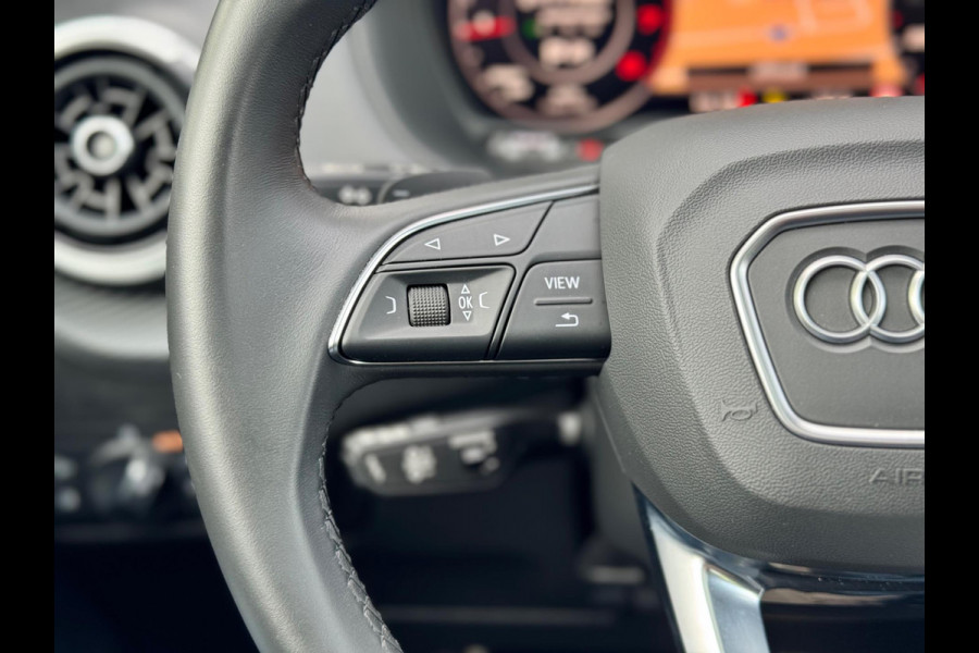 Audi Q2 35 TFSI S Edition Pano/B&O/Camera/Matrix