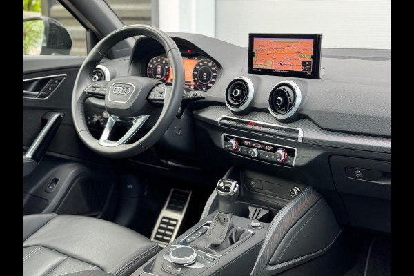 Audi Q2 35 TFSI S Edition Pano/B&O/Camera/Matrix