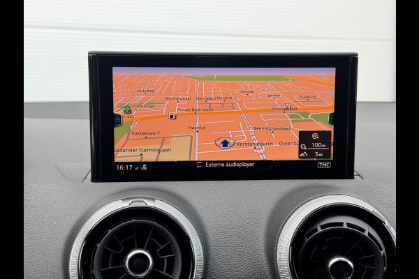 Audi Q2 35 TFSI S Edition Pano/B&O/Camera/Matrix