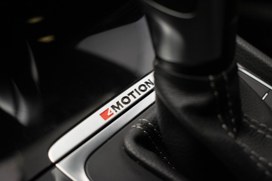Volkswagen Golf 2.0 TSI 4Motion R |Stage 2|Downpipe|Bearlock|Leder|dodehoek|Camera|