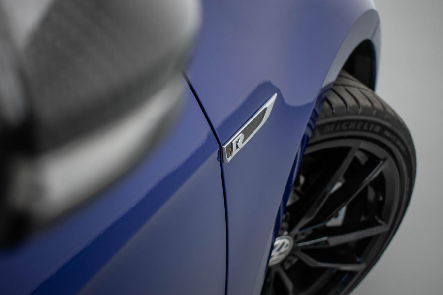 Volkswagen Golf 2.0 TSI 4Motion R |Stage 2|Downpipe|Bearlock|Leder|dodehoek|Camera|