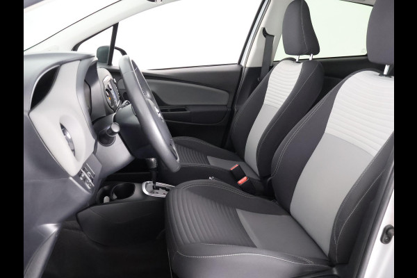 Toyota Yaris 1.5 HYBRID SILVERLINE STYLE GARANTIE 2029 ! AUTOMAAT.100% ONDERHOUDEN.PDC.CLIMA.CRUISE