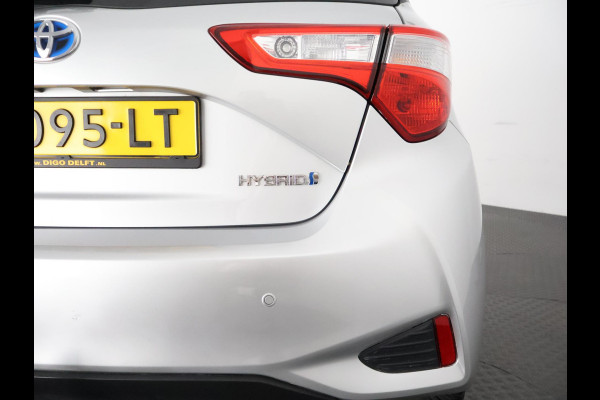 Toyota Yaris 1.5 HYBRID SILVERLINE STYLE GARANTIE 2029 ! AUTOMAAT.100% ONDERHOUDEN.PDC.CLIMA.CRUISE