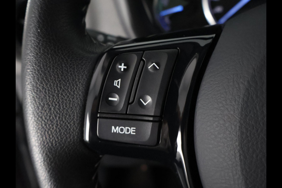 Toyota Yaris 1.5 HYBRID SILVERLINE STYLE GARANTIE 2029 ! AUTOMAAT.100% ONDERHOUDEN.PDC.CLIMA.CRUISE