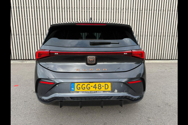 CUPRA Born Performance / Panoramadak / In Nieuwstaat!