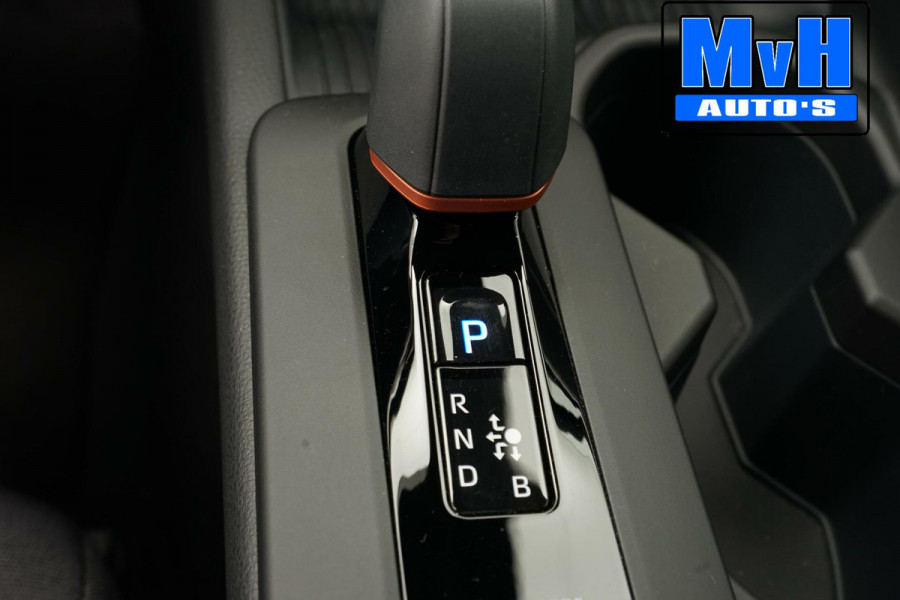 Toyota C-HR 1.8 Hybrid 140 Dynamic STUUR & STOELVERWARMING