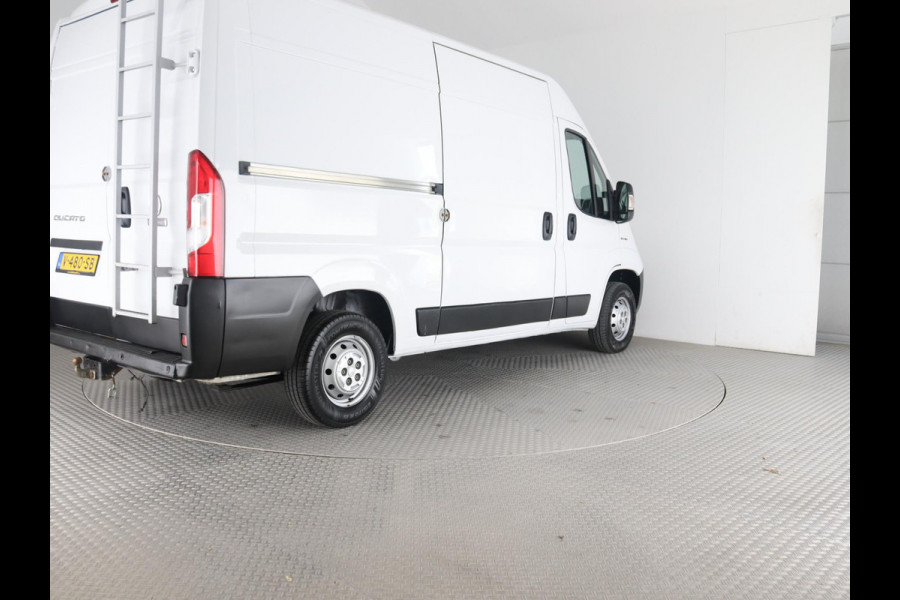 Fiat Ducato 30 2.3 MULTI JET L2H2 (EX.BTW) CLIMA. EURO 6 !!NAVIGATIE.CRUISE 1e EIG 3 zit. Laadvloer. dubbele deuren .