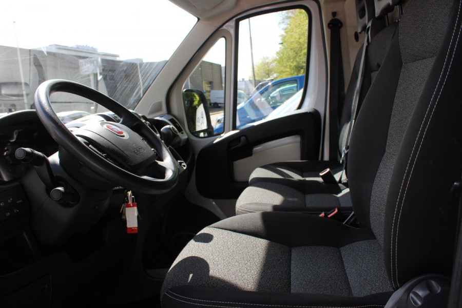 Fiat Ducato 30 2.3 MULTI JET L2H2 (EX.BTW) CLIMA. EURO 6 !!NAVIGATIE.CRUISE 1e EIG 3 zit. Laadvloer. dubbele deuren .