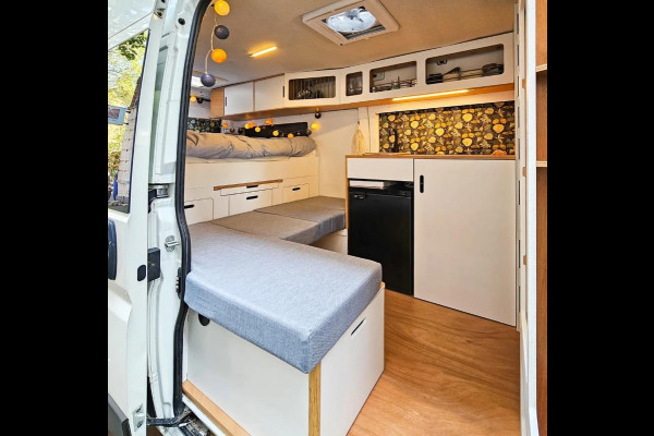 Fiat Ducato 30 2.3 MULTI JET L2H2 (EX.BTW) CLIMA. EURO 6 !!NAVIGATIE.CRUISE 1e EIG 3 zit. Laadvloer. dubbele deuren .