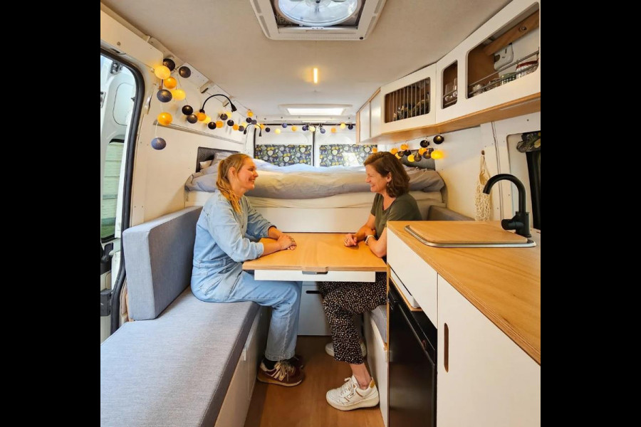 Fiat Ducato 30 2.3 MULTI JET L2H2 (EX.BTW) CLIMA. EURO 6 !!NAVIGATIE.CRUISE 1e EIG 3 zit. Laadvloer. dubbele deuren .