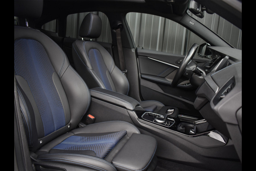 BMW 2 Serie Gran Coupé 218i M-SPORT | SCHUIF -/- KANTELDAK | ACTIVE CRUISE | AMBIANCE SFEER VERLICHTING | HARMAN KARDON AUDIO