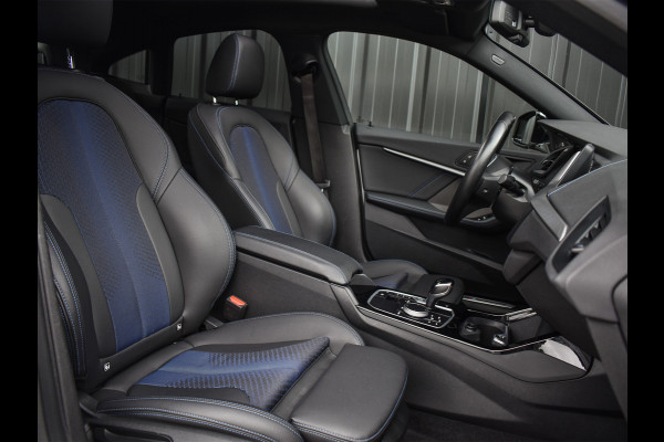BMW 2 Serie Gran Coupé 218i M-SPORT | SCHUIF -/- KANTELDAK | ACTIVE CRUISE | AMBIANCE SFEER VERLICHTING | HARMAN KARDON AUDIO