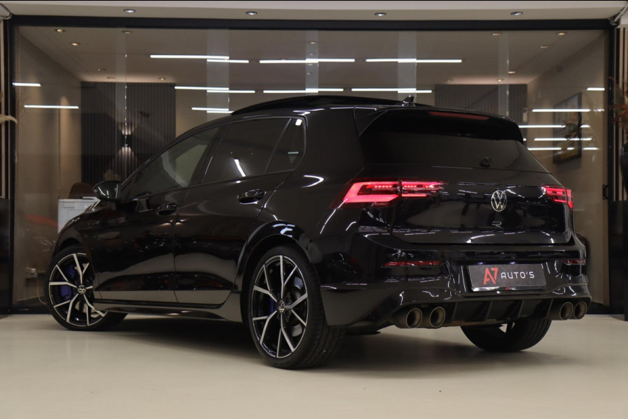 Volkswagen Golf 2.0 TSI R 4Motion AKRAP/PANO/HEADUP/IQ/H-K/BOMVOL