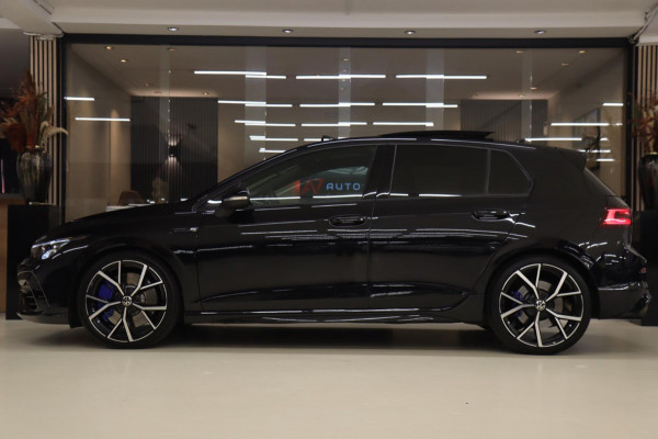 Volkswagen Golf 2.0 TSI R 4Motion AKRAP/PANO/HEADUP/IQ/H-K/BOMVOL