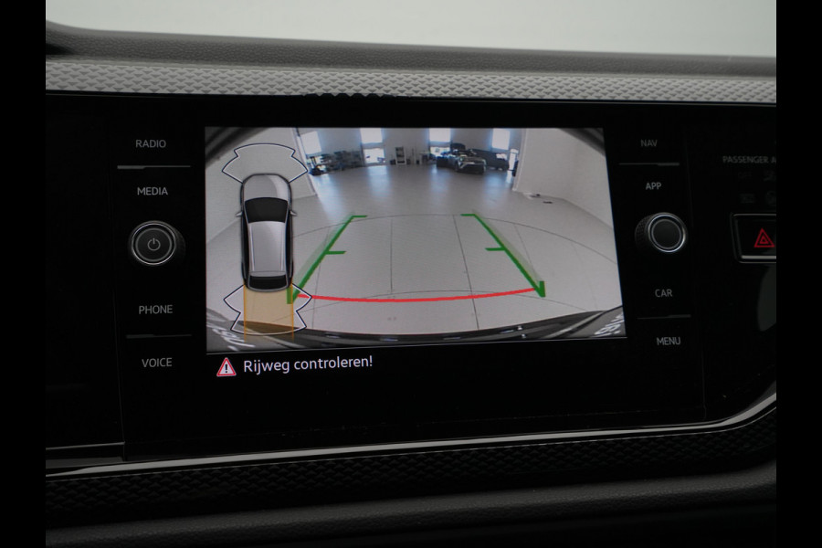 Volkswagen Taigo Life Edition | 'We Connect Plus' (abonnement 12 maanden) | Achterlichten LED | Afstandscontrolesysteem (Front Assist)