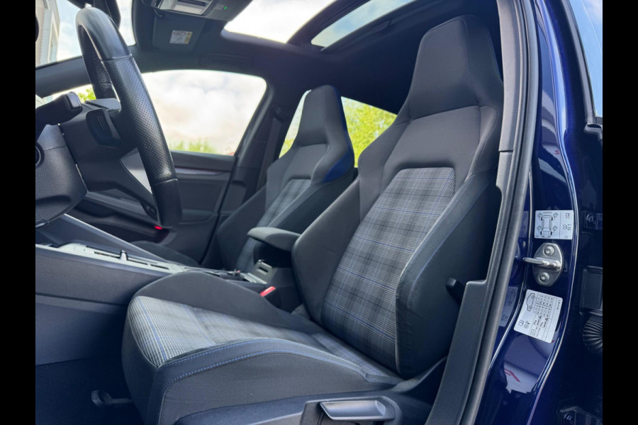 Volkswagen Golf 1.4 eHybrid GTE Pano/Camera/Trekhaak