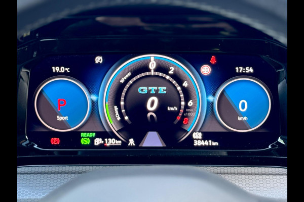 Volkswagen Golf 1.4 eHybrid GTE Pano/Camera/Trekhaak