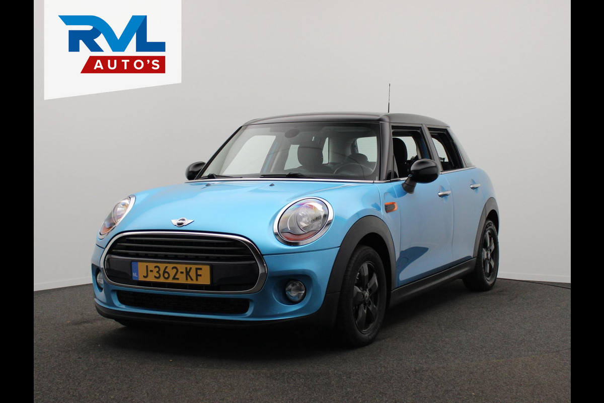 MINI Mini 1.5 Cooper Salt Business Navigatie Cruise/control MINI Mini 1.5 Cooper Salt Business Navigatie Cruise/control