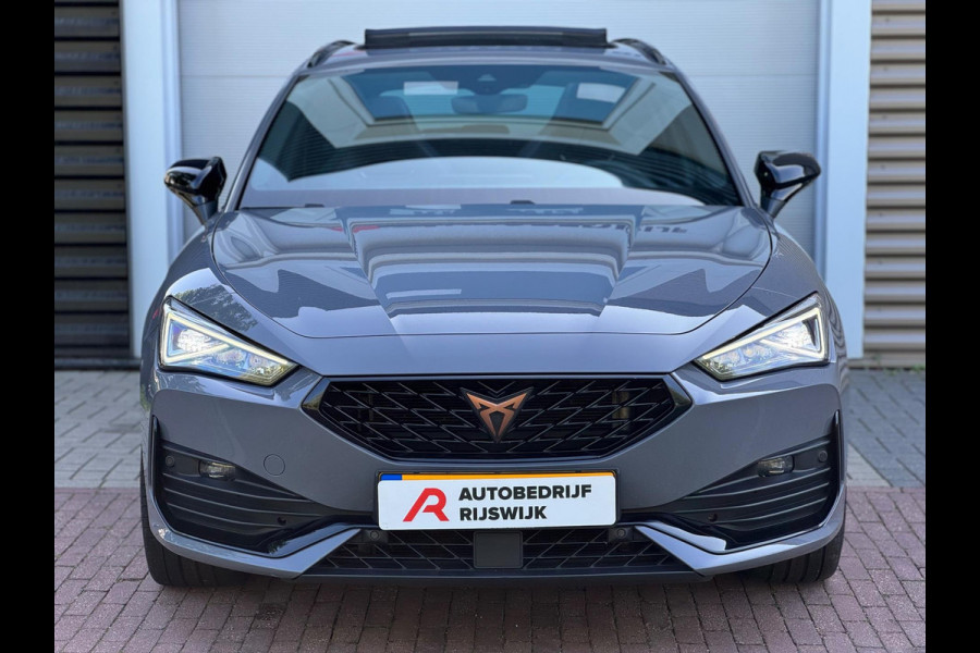 CUPRA Leon Sportstourer 1.4 e-Hybrid VZ Copper Edition Pano/Sfeer