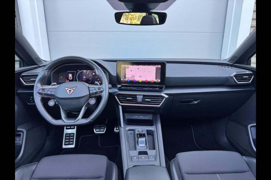 CUPRA Leon Sportstourer 1.4 e-Hybrid VZ Copper Edition Pano/Sfeer