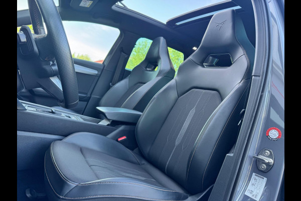 CUPRA Leon Sportstourer 1.4 e-Hybrid VZ Copper Edition Pano/Sfeer