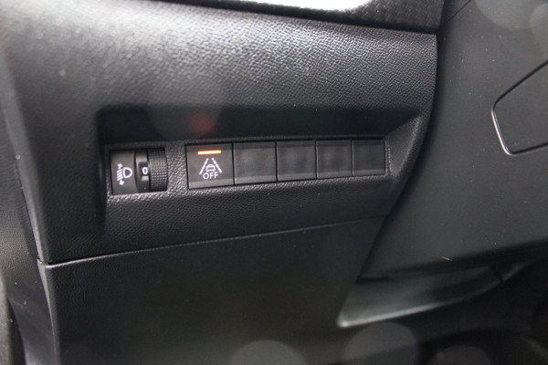 Peugeot 2008 1.2 PureTech Blue Lease Allure Camera Navi Nap