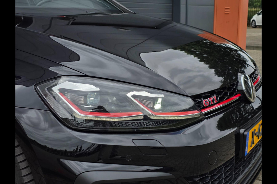 Volkswagen Golf 2.0 TSI GTI TCR - 383 PK / PANO / CARPLAY / ALCANTARA / ADAPT.CRUISE / KEYLESS / CAMERA / DODEHOEK / LANE ASSIST !