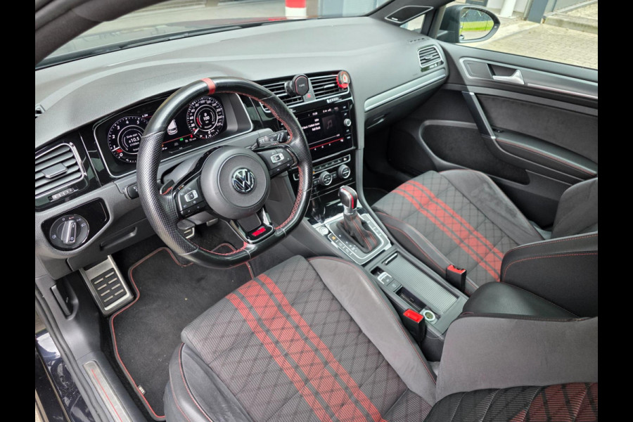 Volkswagen Golf 2.0 TSI GTI TCR - 383 PK / PANO / CARPLAY / ALCANTARA / ADAPT.CRUISE / KEYLESS / CAMERA / DODEHOEK / LANE ASSIST !