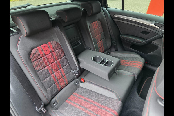 Volkswagen Golf 2.0 TSI GTI TCR - 383 PK / PANO / CARPLAY / ALCANTARA / ADAPT.CRUISE / KEYLESS / CAMERA / DODEHOEK / LANE ASSIST !