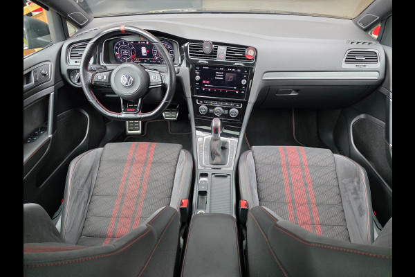 Volkswagen Golf 2.0 TSI GTI TCR - 383 PK / PANO / CARPLAY / ALCANTARA / ADAPT.CRUISE / KEYLESS / CAMERA / DODEHOEK / LANE ASSIST !