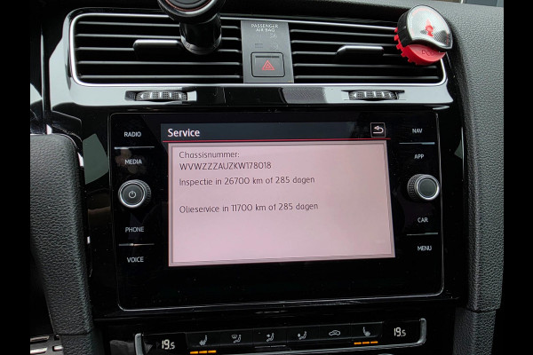 Volkswagen Golf 2.0 TSI GTI TCR - 383 PK / PANO / CARPLAY / ALCANTARA / ADAPT.CRUISE / KEYLESS / CAMERA / DODEHOEK / LANE ASSIST !