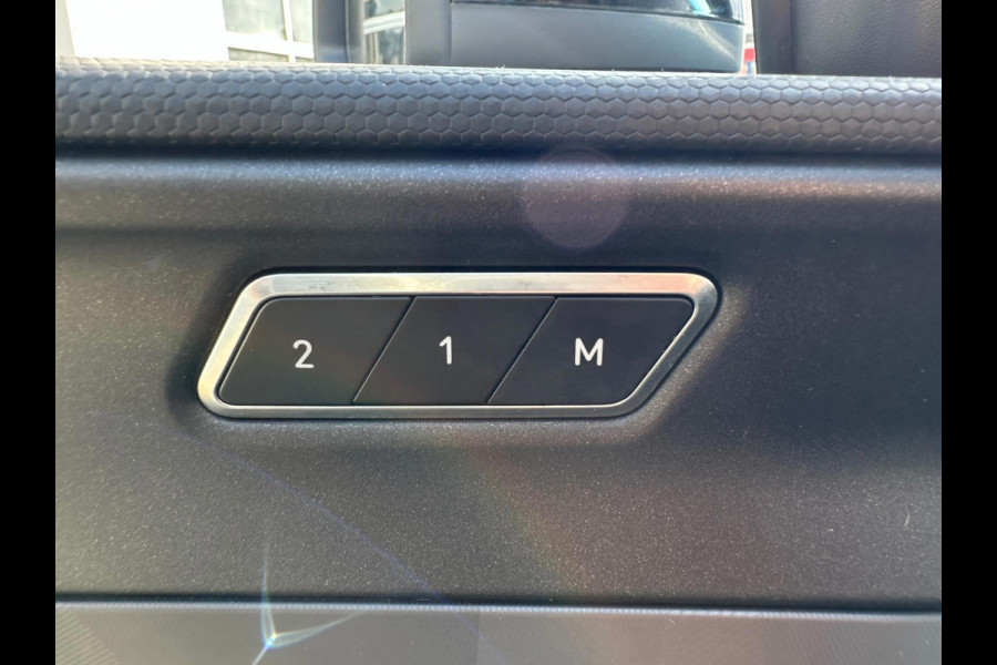 Lynk & Co 01 1.5 PHEV 261PK MY22 AUTOMAAT 360 CAM (RIJKLAARPRIJS)