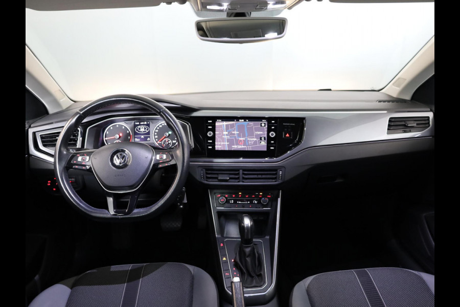 Volkswagen Polo 1.0 TSI Highline 95pk DSG| Climatronic| LM-velgen| Navi| extra getint glas