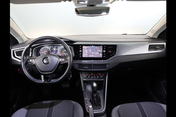 Volkswagen Polo 1.0 TSI Highline 95pk DSG| Climatronic| LM-velgen| Navi| extra getint glas