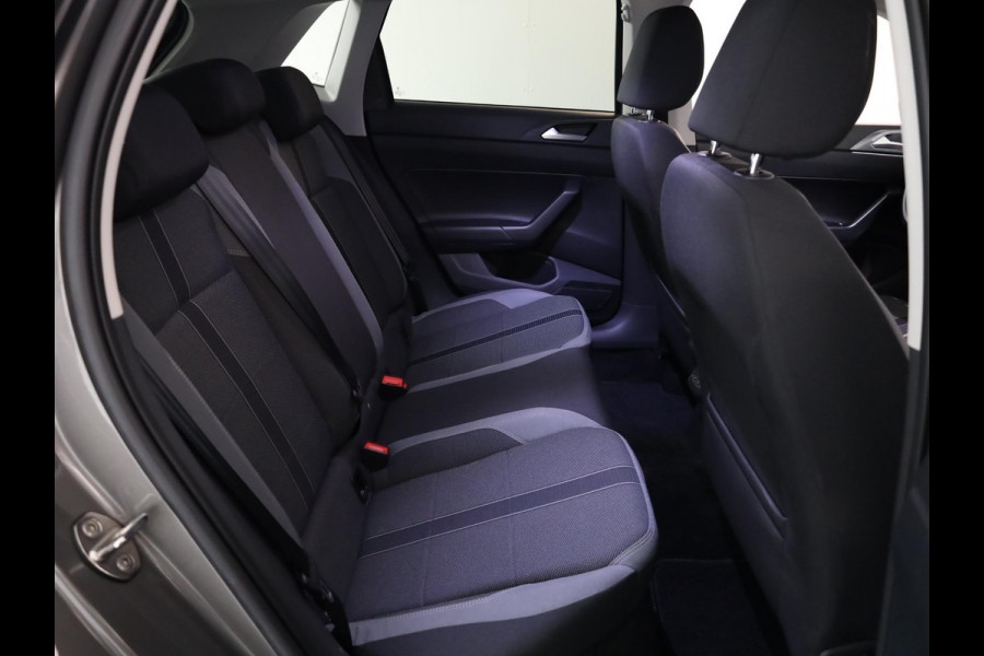 Volkswagen Polo 1.0 TSI Highline 95pk DSG| Climatronic| LM-velgen| Navi| extra getint glas
