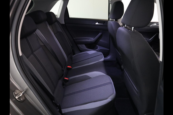Volkswagen Polo 1.0 TSI Highline 95pk DSG| Climatronic| LM-velgen| Navi| extra getint glas