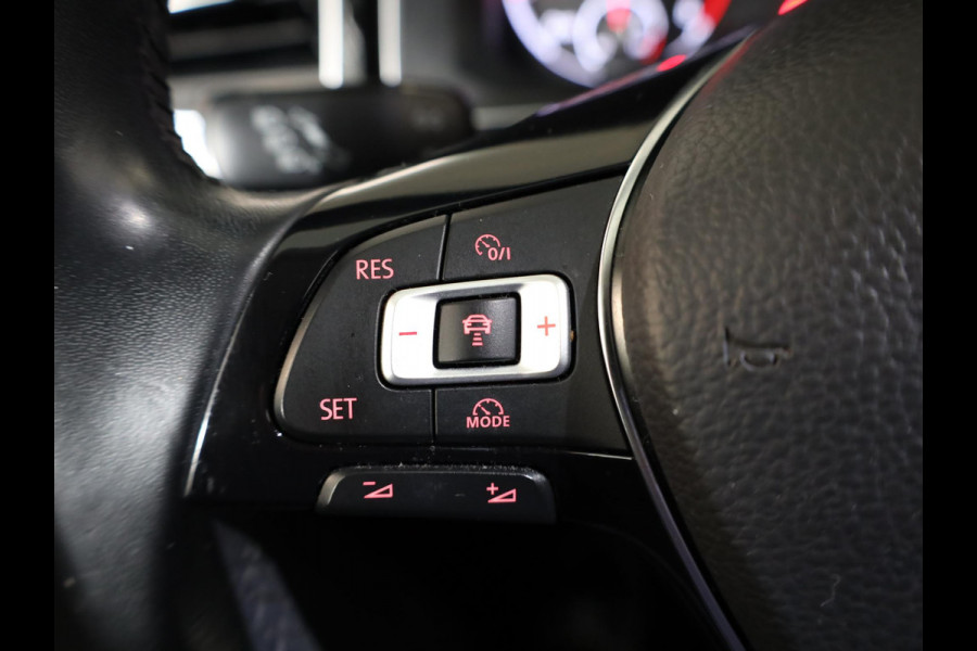 Volkswagen Polo 1.0 TSI Highline 95pk DSG| Climatronic| LM-velgen| Navi| extra getint glas