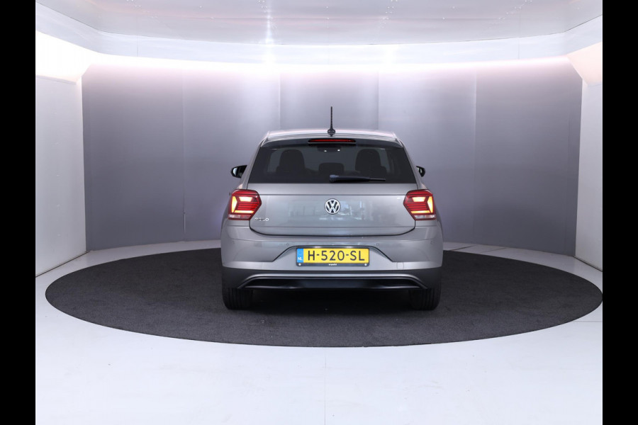 Volkswagen Polo 1.0 TSI Highline 95pk DSG| Climatronic| LM-velgen| Navi| extra getint glas