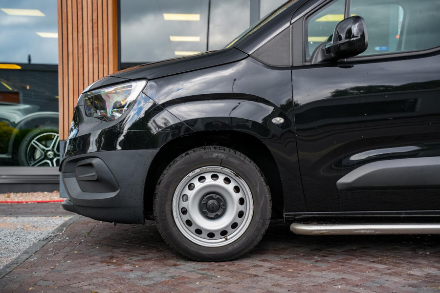 Opel Combo 1.5D L2H1 Edition Airco Cruise Automaat Navi
