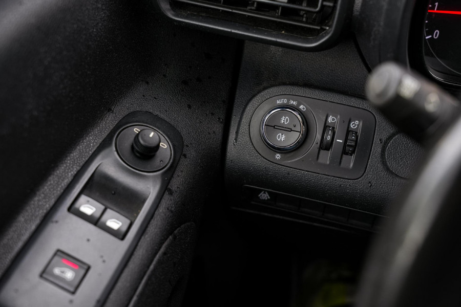 Opel Combo 1.5D L2H1 Edition Airco Cruise Automaat Navi