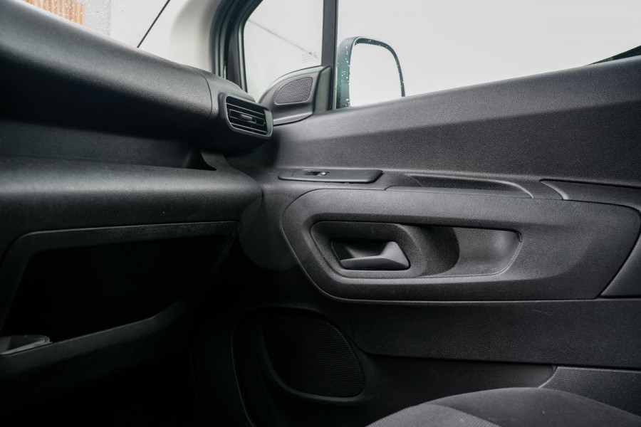 Opel Combo 1.5D L2H1 Edition Airco Cruise Automaat Navi