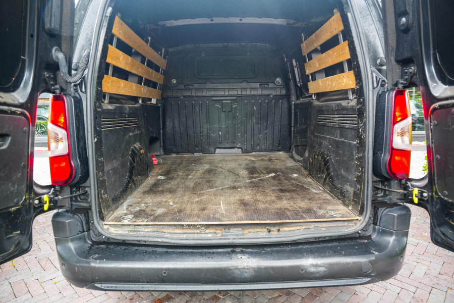 Opel Combo 1.5D L2H1 Edition Airco Cruise Automaat Navi
