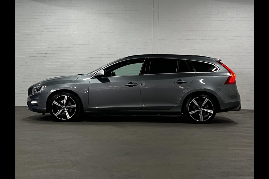 Volvo V60 2.0 T4 R-Design Adapt. Cruise c. | Camera | Stoel verwarming | Trekhaak Afneembaar