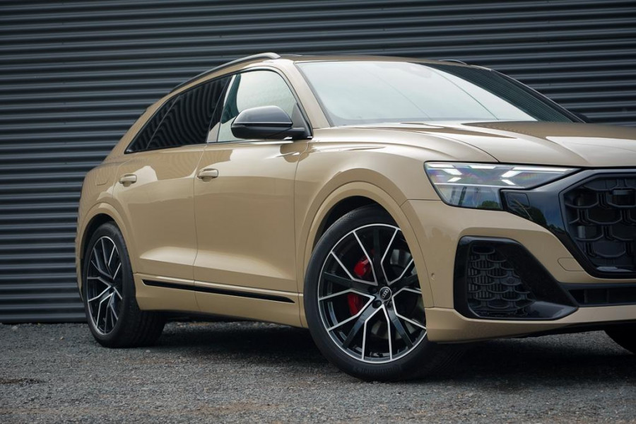 Audi Q8 60 TFSI e quattro Pro Line S Competition / Sakhir Gold / Pano / Incl BTW / B&O / ACC