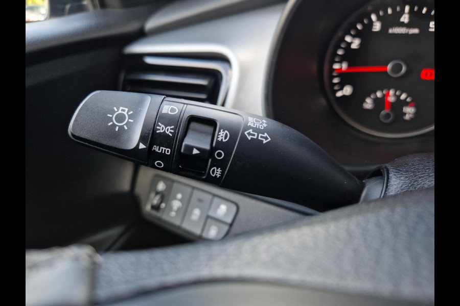 Kia Stonic 1.0 T-GDi MHEV DynamicPlusLine | Key-Less | Clima | Navi | licht- en Regensensor |