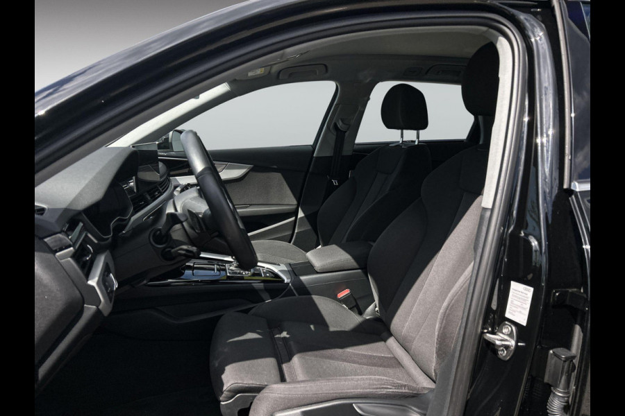 Audi A4 Avant 35 TFSI Launch edition Business 150pk S-tronic | Navigatie | LEd koplampen | Sportstoelen | Virtual Cockpit | Stoelverwarming